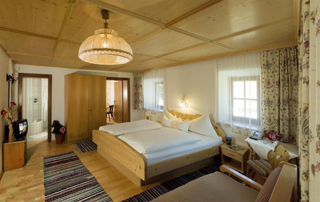 Hotel Gut Kramerhof Kirchdorf in Tirol Exterior photo